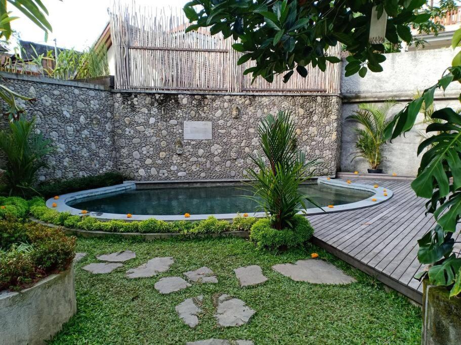 Oasis: Central - Casa Tepi Kali 2 Villa Ubud